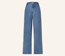 Flared Jeans