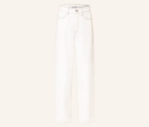 Straight Jeans