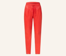 Lederhose im Jogging-Stil