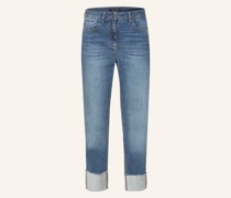 Straight Jeans