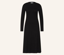 Strickkleid
