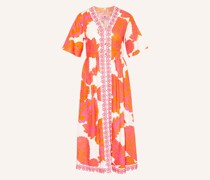 Kleid mit Leinen
