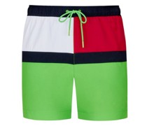 Badeshorts mit Label-Farben und Dehnbund mit Kordelzug