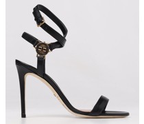 Flache sandalen