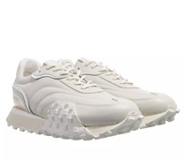 Sneakers Crease Runner