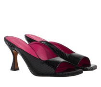 Sandalen & Sandaletten Toral Textured Leather Sandals