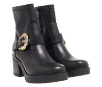 Boots & Stiefeletten Shoes