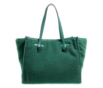 Shopper Marcella