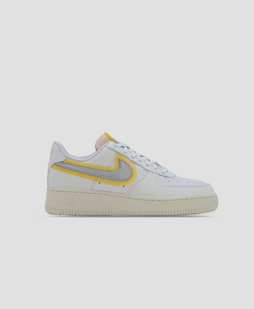Nike Sneaker