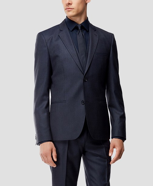 Dreiteiler von Hugo Boss am Model
